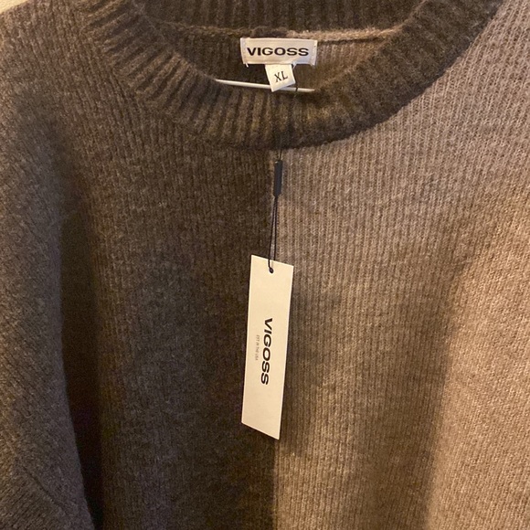 Sweater - Picture 2 of 3